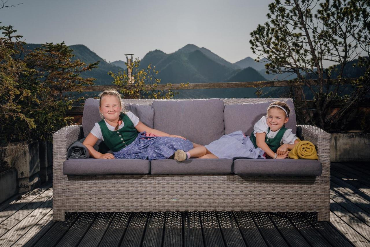 Hotel Drei Hasen มาเรียตเซลล์ ภายนอก รูปภาพ