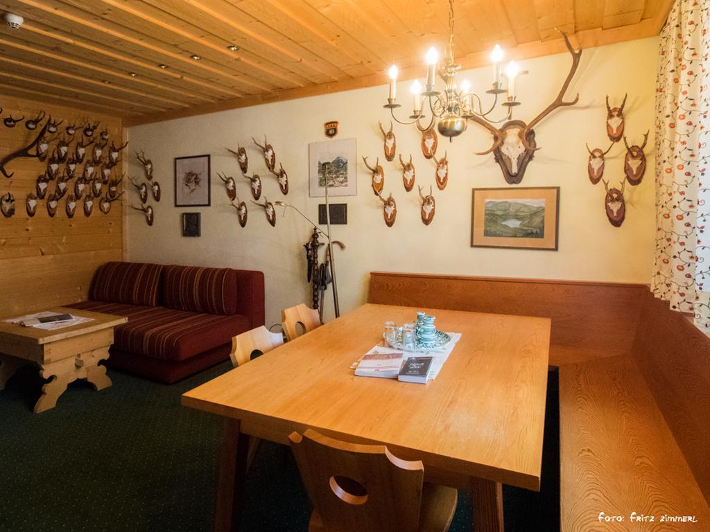 Hotel Drei Hasen มาเรียตเซลล์ ภายนอก รูปภาพ